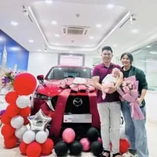 Hoạt động tư vấn và giao xe Mazda tại Khánh Hòa 3
